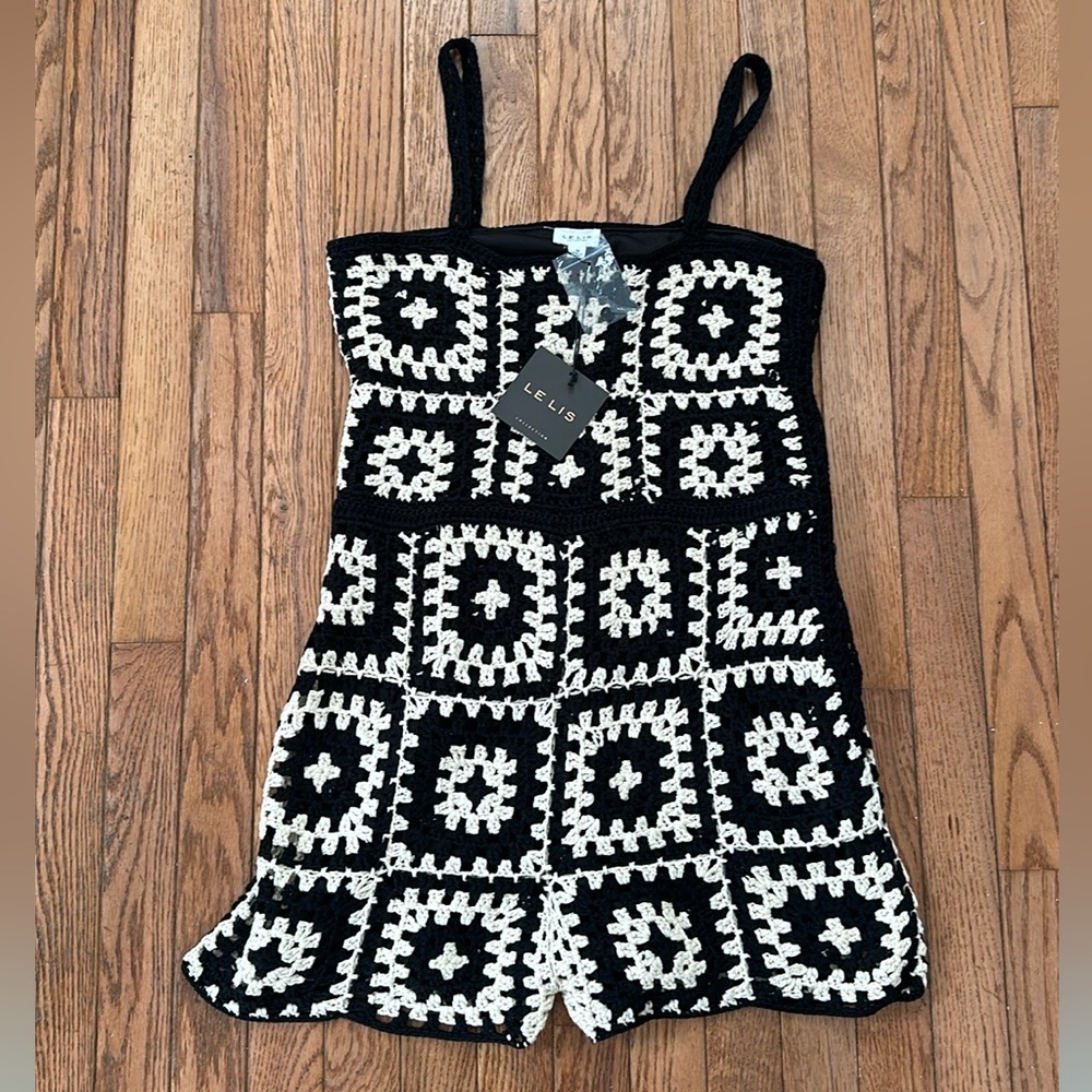 VICI Crochet Romper NWT size m